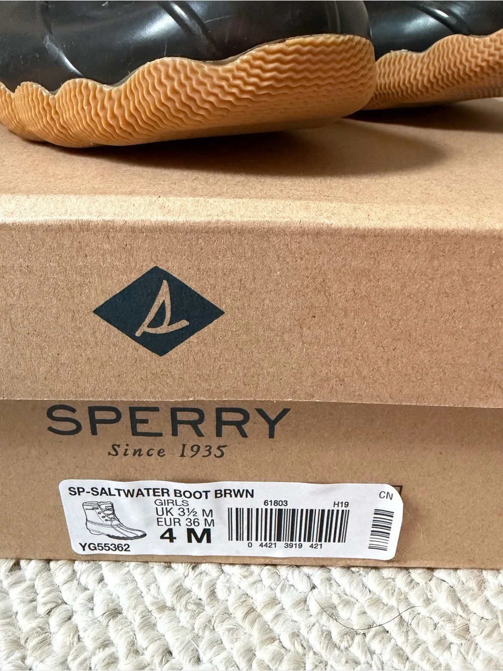 Sperry warm size